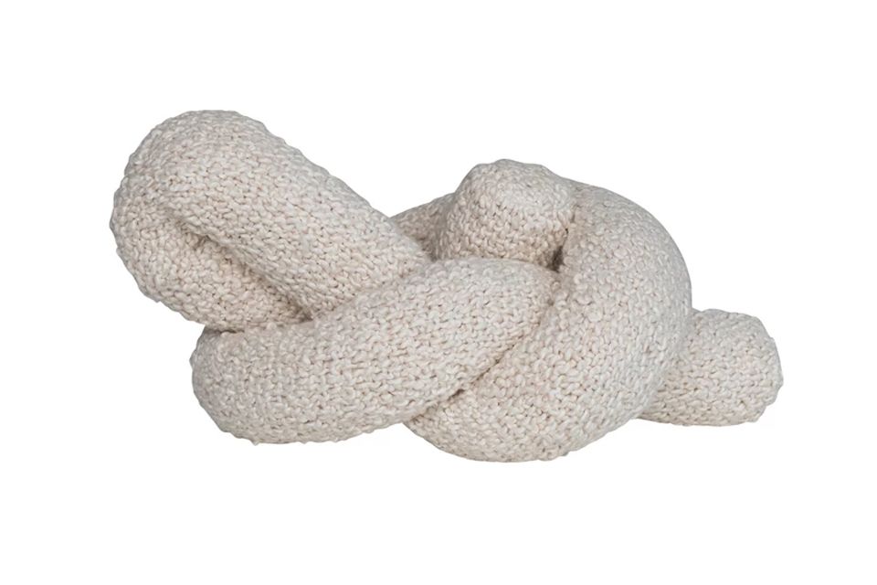 Boulce Knot Pillow