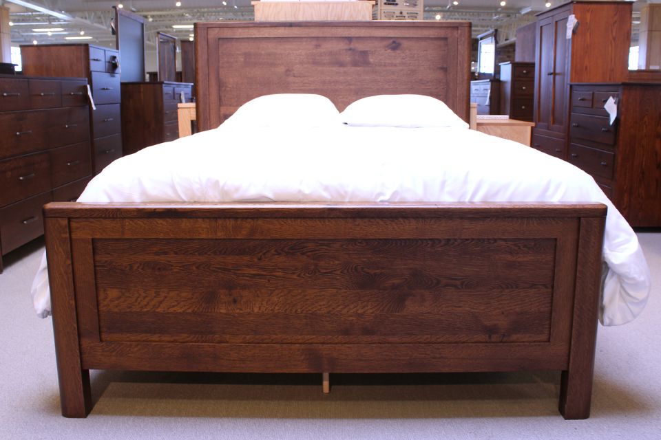Rustic Quartersawn Oak Queen Bed
