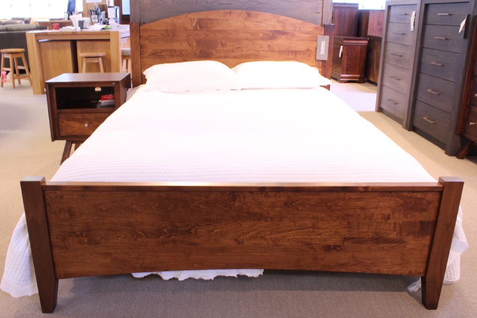 Brown Maple Queen Bed