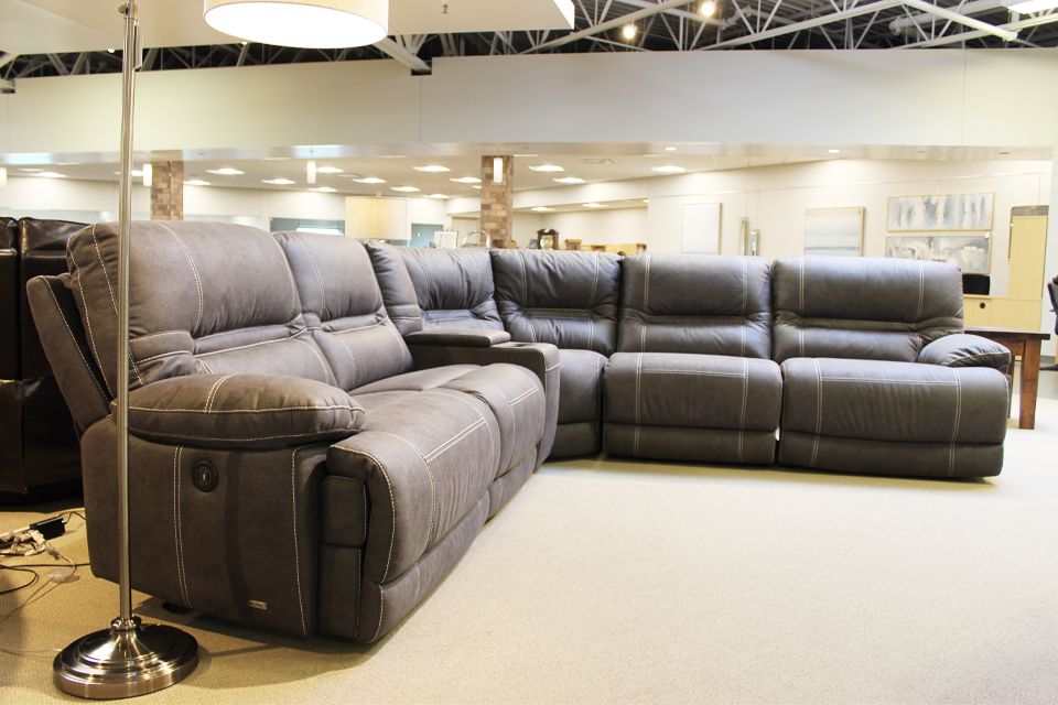 Violino Upholstered Sectional